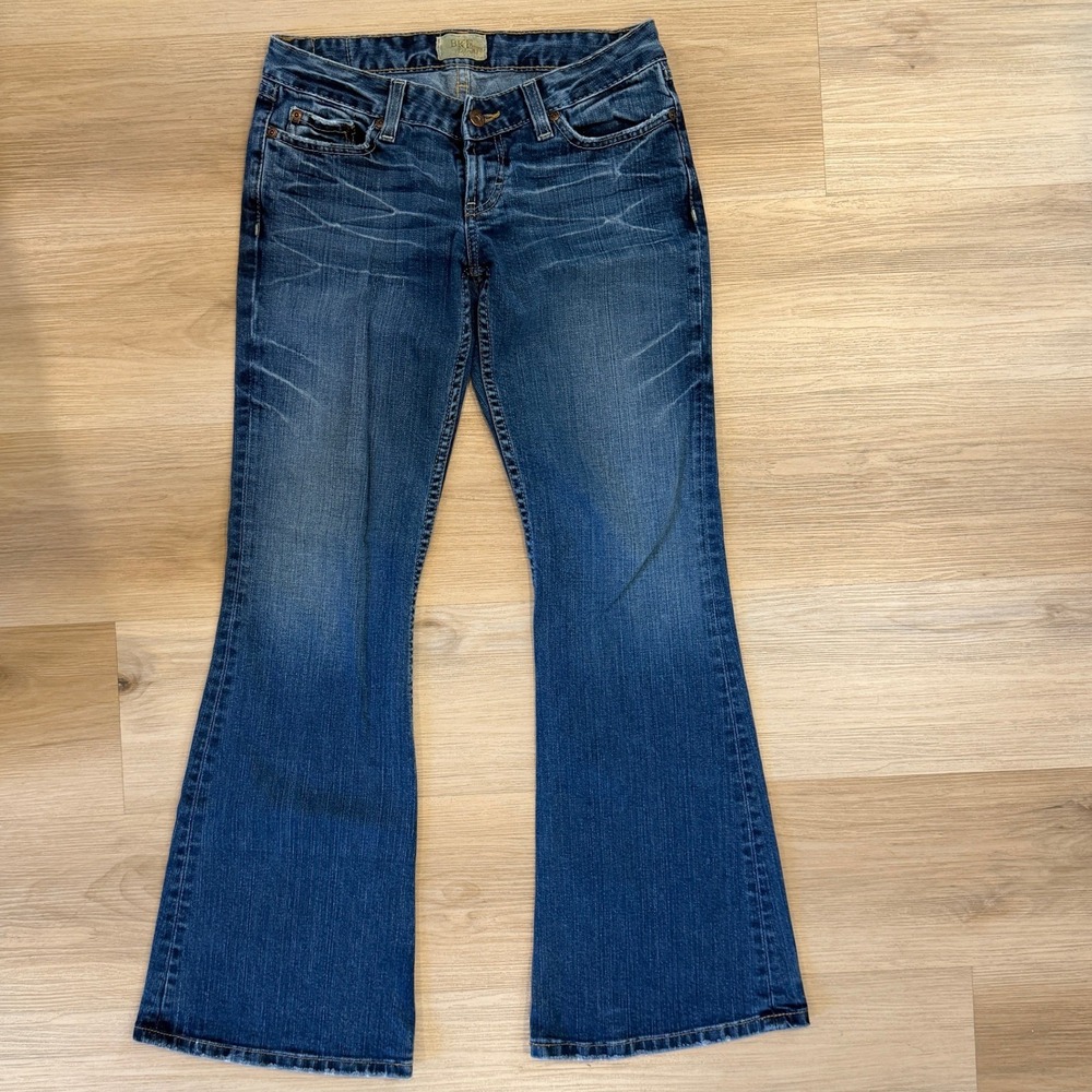 Women's BKE Flare Leg Star Stretch 27x 31 1/2